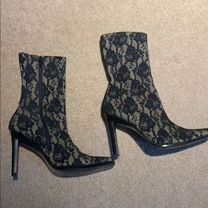 Black lace ankle bootie size 5.5